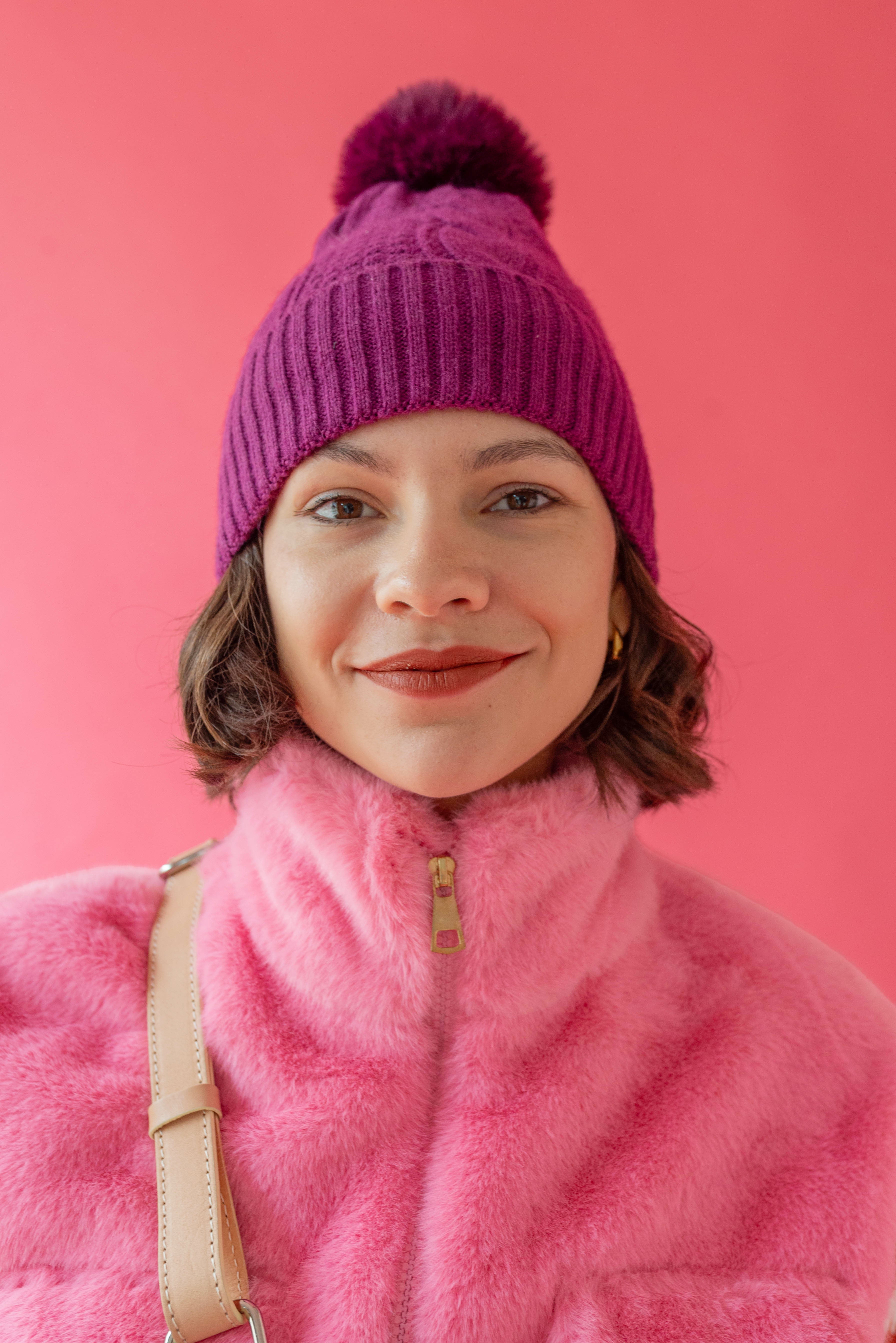 Mütze mit Bommel Granatrot