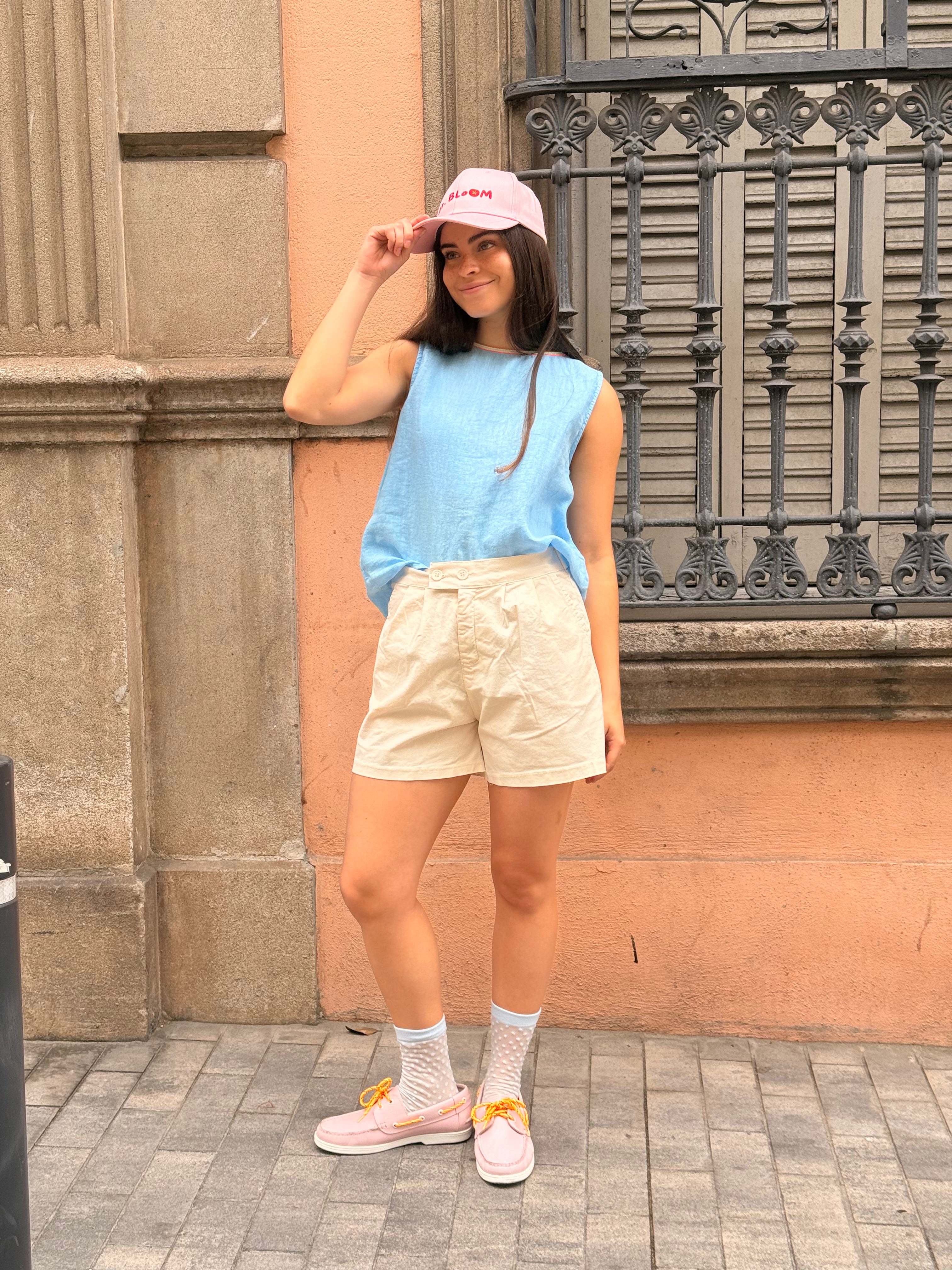 Top Ana Himmelblau