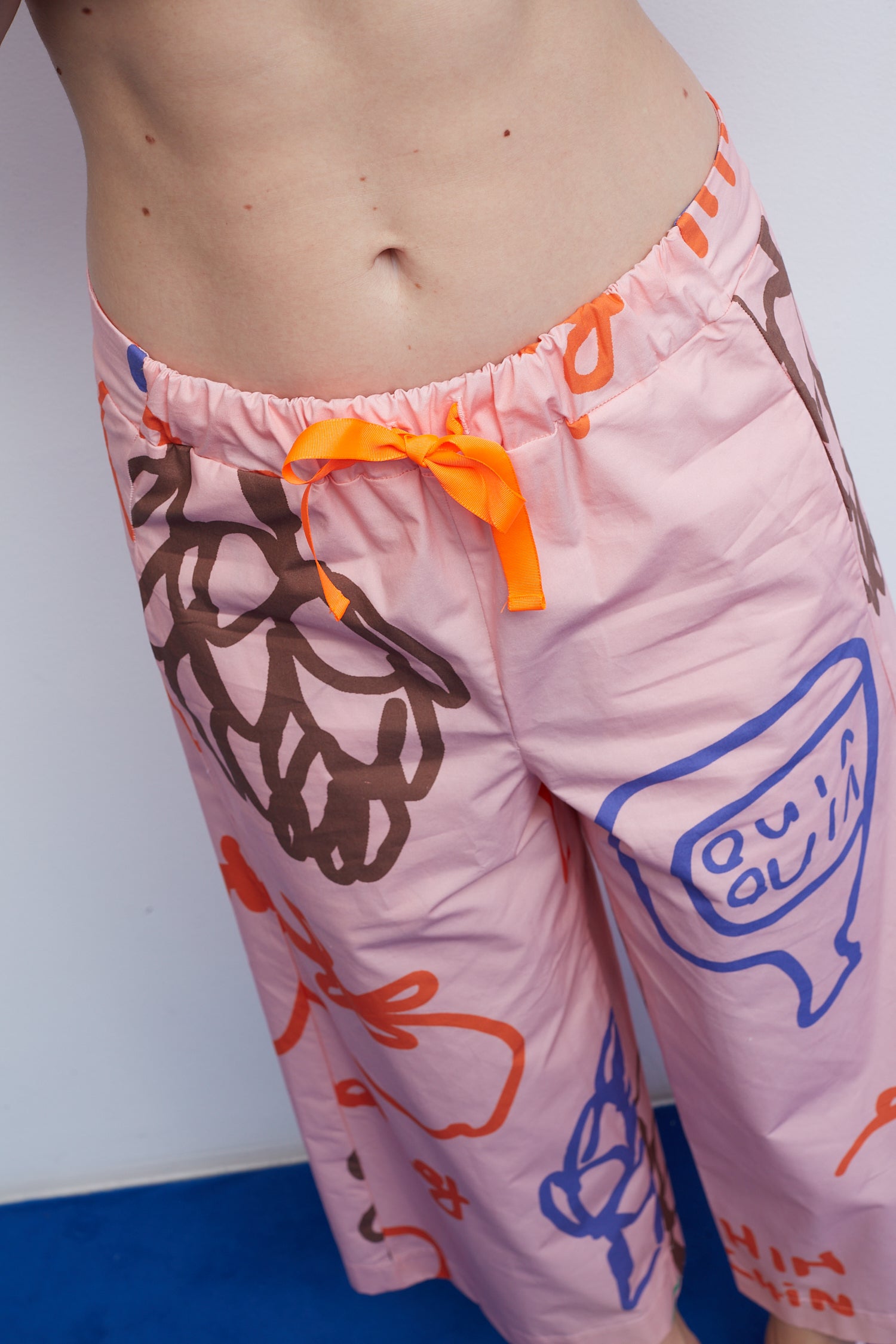 Pantaloni Bomba Rosa