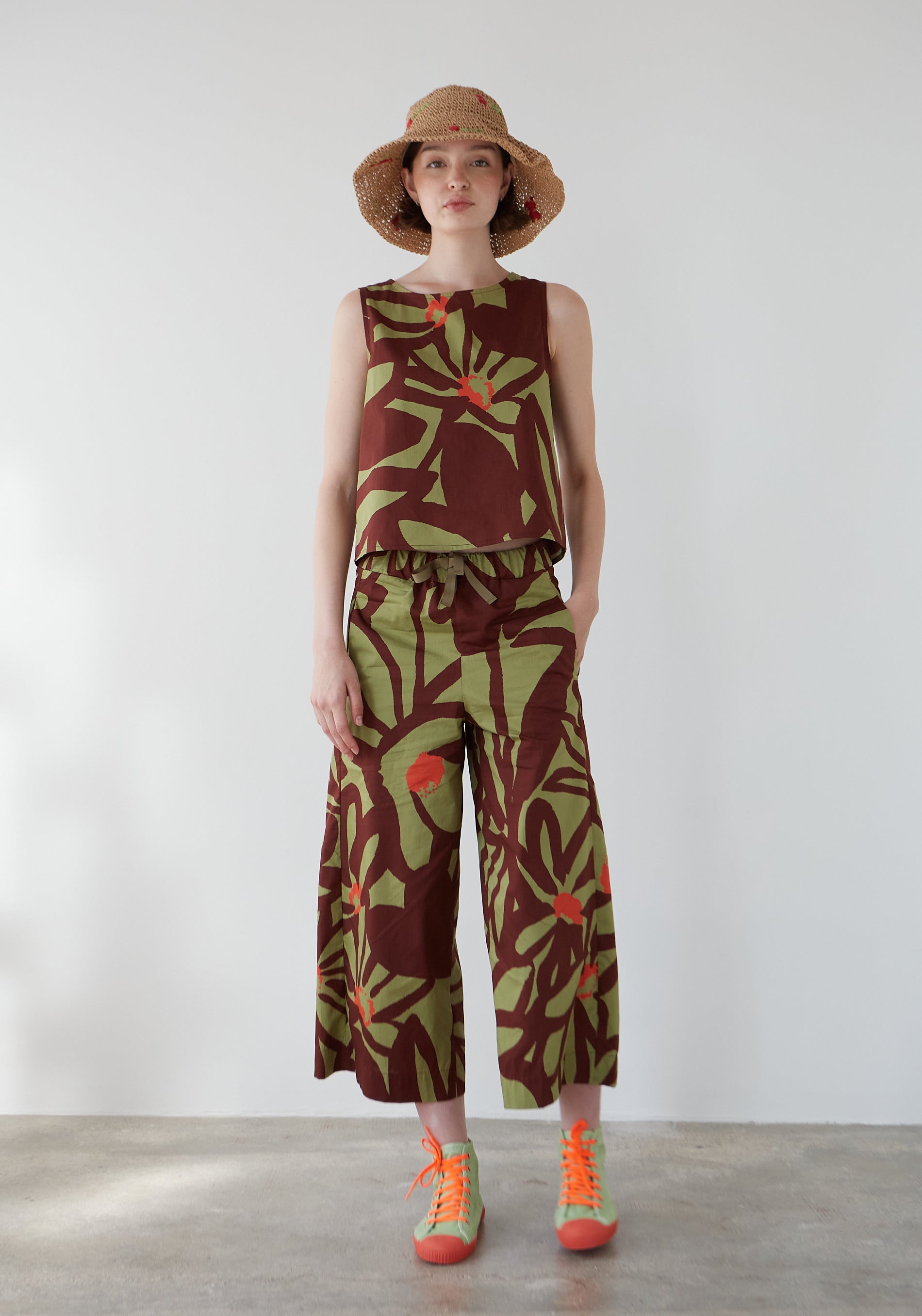 Pantalón Bomba Flores Caqui