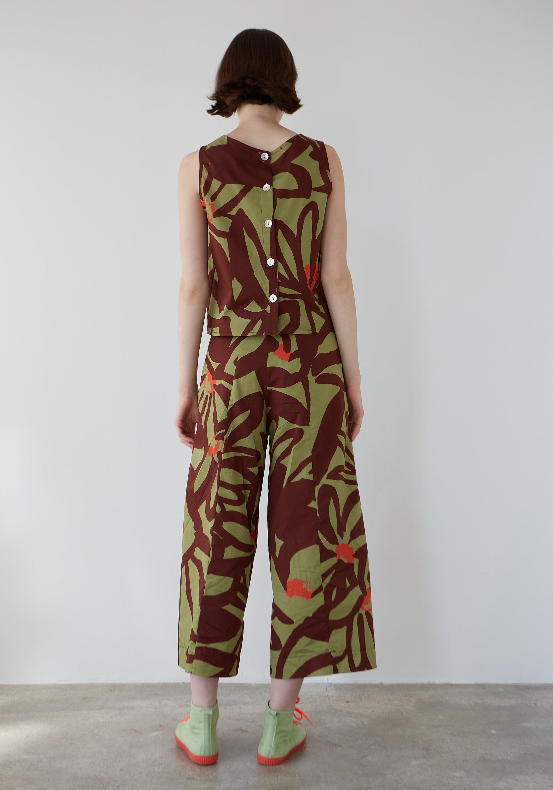 Pantalón Bomba Flores Caqui